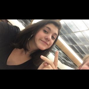 Meet your Posher, Marina